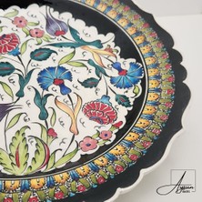 Aysun Hand Art Aysunhandart Ipek Desen Çerçeveli Merkezinde Samur Osmanlı Motifli El Yapımı Seramik Tabak