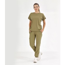 Çizgi Medikal Basic Lüks Kaliteli Likralı Doktor Hemşire Forması Scrubs Haki