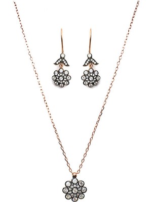 Sunshine 925 Ayar Rose Kaplamalı Beyaz Taşlı Çiçek Kolye-Küpe Gümüş Set