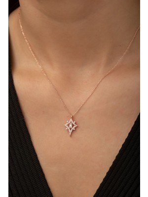 Sunshine 925 Ayar Rose Kaplamalı Beyaz Taşlı Minimal Karo Gümüş Kolye