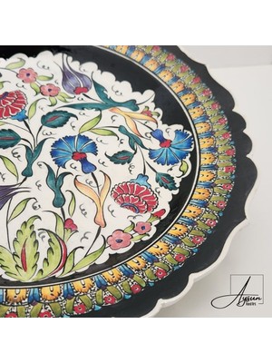 Aysun Hand Art Aysunhandart Ipek Desen Çerçeveli Merkezinde Samur Osmanlı Motifli El Yapımı Seramik Tabak