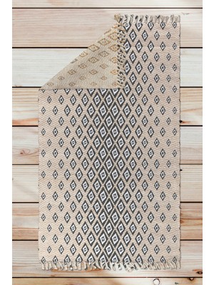 Woopsh Alaçatı 74 Siyah Çoklu Baklava Figür Otantik Motif Kara Tezgah Halı Çift Taraflı Kilim