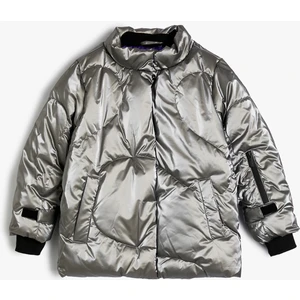 Şişme Mont Dik Yaka Fermuar ve Cep Detaylı