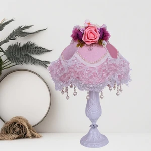 Pembe Kadife Çiçek Dekorlu Abajur Metal Beyaz Ayak AB1016
