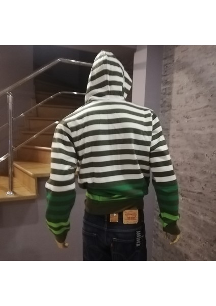 Sweattshirt