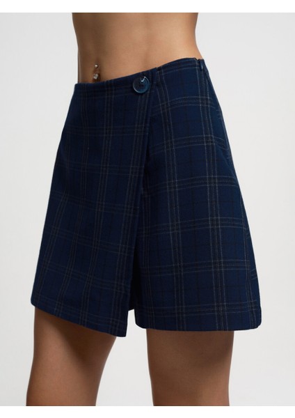 Fitted Kadın Şort fırsatları