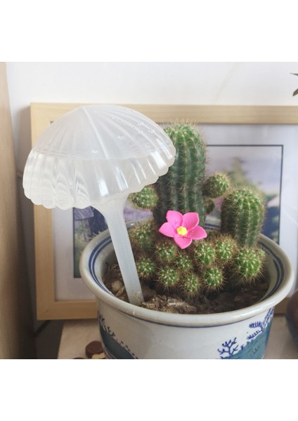 Helloworld Sulama Kabı Uzun Ömürlü Gerçekçi Şemsiye Kendi Kendine Sulayan Spikes Cihazları (Yurt Dışından) fırsatları