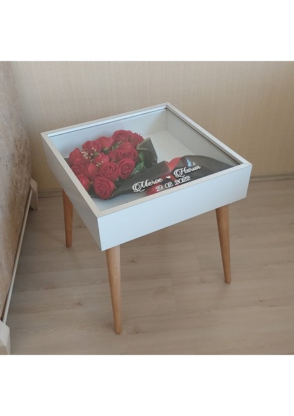 Isimli Beyaz-Gümüş Derin Yan Sehpa! Çiçek ve Gül Dizaynı Için Anı Sehpası!