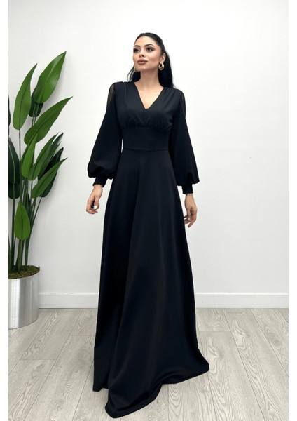 Krep Kumaş Kolları Tül Abiye Elbise - Siyah