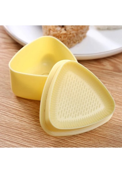Küçük Sarı Yeni Dıy Suşi Kalıp Onigiri Pirinç Topu Gıda Basın Üçgen Suşi Yapımcısı Kalıp Japon Ev Mutfak Bento Aksesuarları Araçları (Yurt Dışından) fırsatları