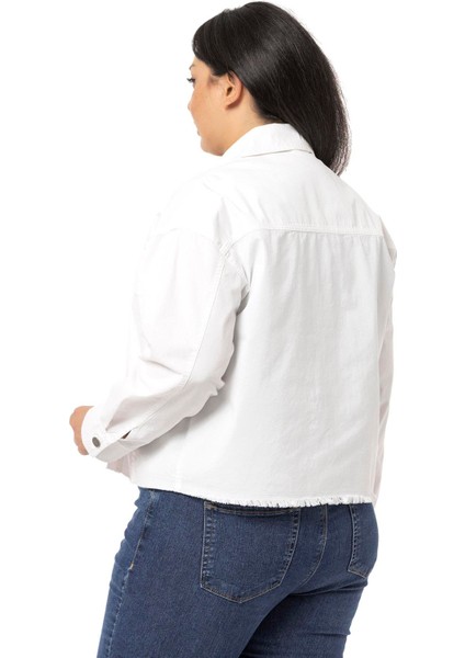 Büyük Beden Kapaklı Cepli Eteği Pis Dikişli Beyaz Ceket modelleri