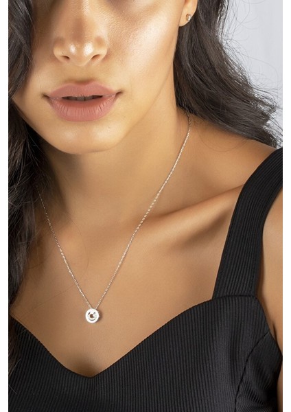 925 Ayar Swarovski Taşlı Vav Sembolü Rodyum Kaplamalı Gümüş Kolye