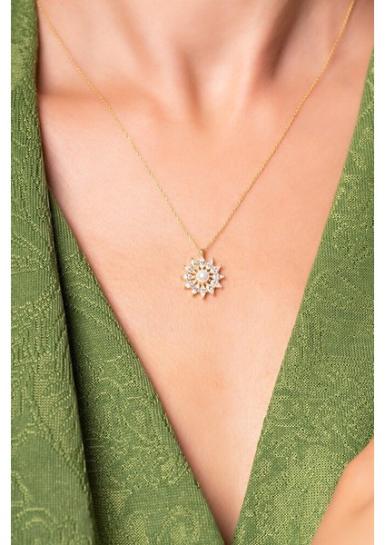 925 Ayar Rose Kaplamalı Beyaz Taşlı Incili Çiçek Gümüş Kolye modelleri