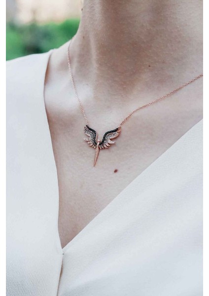 925 Ayar Rodyum Kaplamalı Beyaz Taşlı Melek Gümüş Kolye modelleri