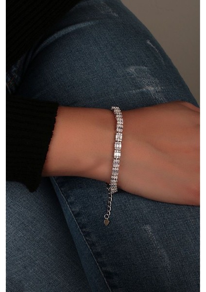 925 Ayar Rodyum Kaplamalı Baget Taşlı Tasarım Gümüş Bileklik