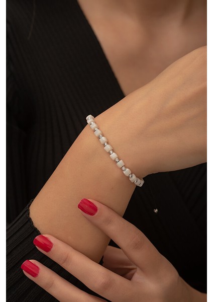 925 Ayar Rodyum Kaplamalı Makrome Örgü Dorika ve Turkuaz Taşlı Ayarlanabilir Gümüş Bileklik fiyatları