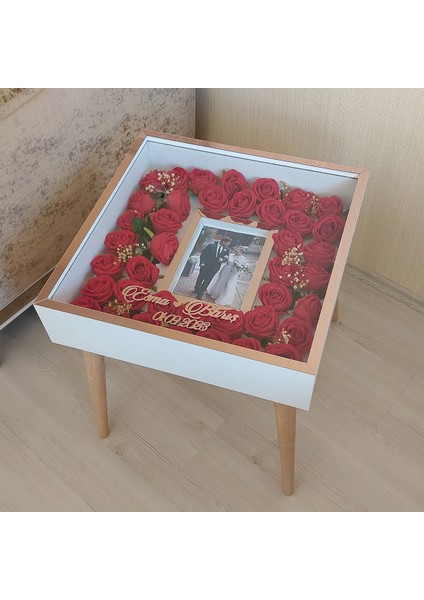 Isimli Beyaz-Rose Fotoğraf Bölümlü Yan Sehpa! Çiçek ve Gül Dizaynı Için Anı Sehpası! modelleri
