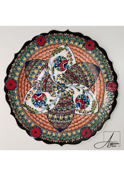 Aysunhandart Ipek Desen Çerçeveli Merkezinde Nar ve Ipek Motifli El Yapımı Seramik Tabak