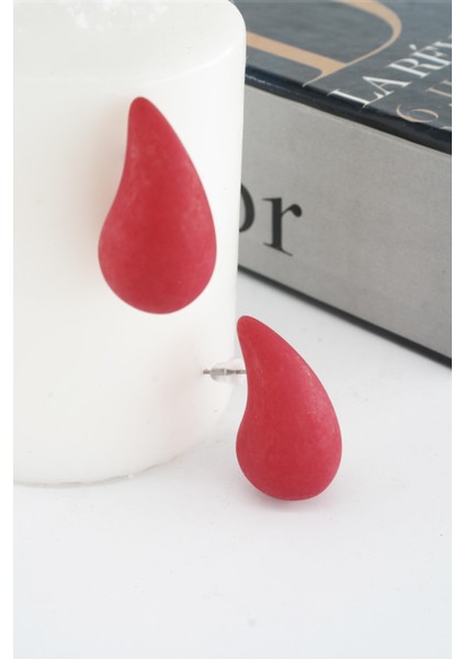 Kadın Vip Seri Su Damlası Model Küpe Kırmızı