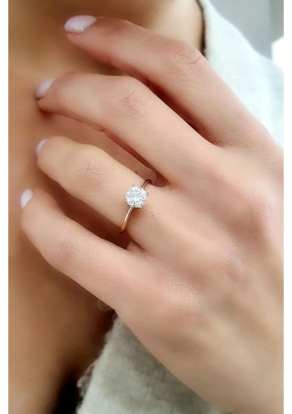 Sky Diamond Taşlı 925 ayar Gümüş Rose Altın Kaplama Tek Taş Yüzük
