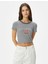 Crop Tişört Ribanalı Slim Fit Işleme Detaylı Kısa Kollu Bisiklet Yaka 3