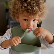 Meleni Baby 2'li Silikon Bebek Beslenme Seti - Vakum Tabanlı Mama Tabağı Diş Kaşıyıcılı Silikon Kaşık