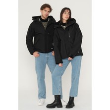 Jack & Jones Jormont Shell Jacket Erkek Siyah Mont Suya Dayanıklı Yüksek Yaka Özellikli M