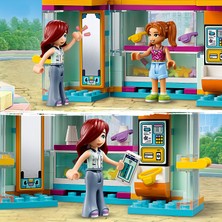 LEGO Friends Minik Aksesuar Mağazası 42608 - 6 Yaş ve Üzeri Çocuklar için Paisley ve Candi Minifigürü İçeren Yaratıcı Oyuncak Yapım Seti (129 Parça)