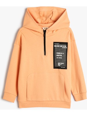 Koton Kapşonlu Sweatshirt Turuncu Erkek Çocuk Yarım Fermuarlı Kanguru Cepli Pamuklu Baskı Detaylı