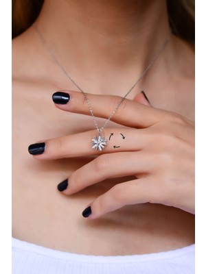 Sinsirella 925 Ayar Gümüş Kaplama Dönen Dümen Kolye