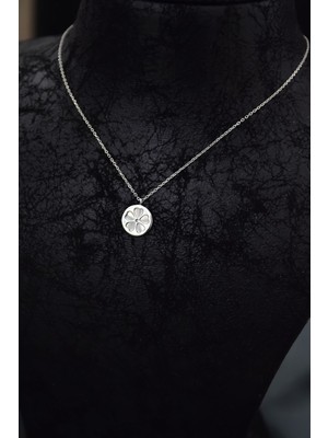 Sinsirella 925 Ayar Gümüş Kaplama Sedef Plaka Üzeri Yonca Kolye