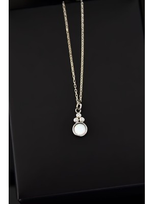 Sinsirella 925 Ayar Gümüş Kaplama Beyaz Opal Taşlı Yuvarlak Kolye