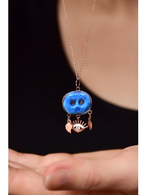 Sinsirella 925 Ayar Gümüş Kaplama Camdaki Kadın Süryani Nazar Boncuğu Kirpik Göz Kolye