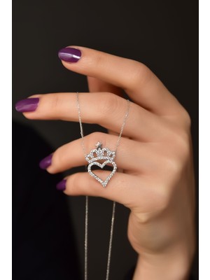 Sinsirella 925 Ayar Gümüş Kaplama Zirkon Taşlı Kalpli Kralıçe Tacı Kolye