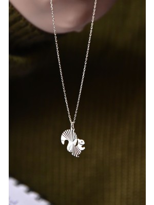 Sinsirella 925 Ayar Gümüş Rodyum Kaplama Kristal Kesim Sincap Kadın Kolye