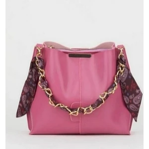 Fular Detaylı Uzun Omuz Askılı Kadın Çanta