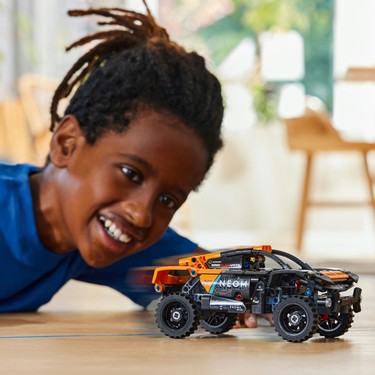 LEGO® Technic NEOM McLaren Extreme E Race Car 42166 - 7 Yaş Fiyatı