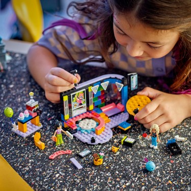 LEGO® Friends Karaoke Müzik Partisi 42610 - 6 Yaş & Üzeri Fiyatı