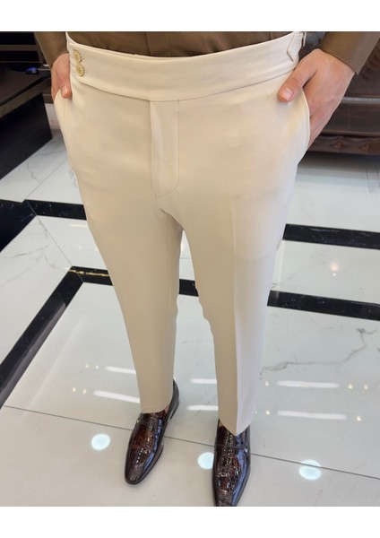 İtalyan stil slim fit bel detaylı erkek pantolon ekru T10562