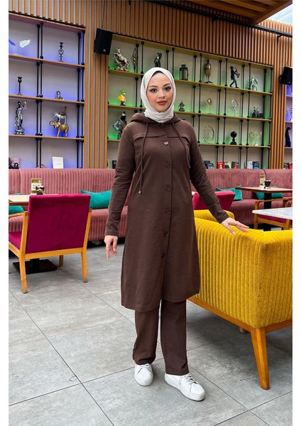 Kapşonlu Düğmeli Sade Basic Uzun Tunik ve Pantolon Ikili Spor Takım - 03072 - Kahverengi