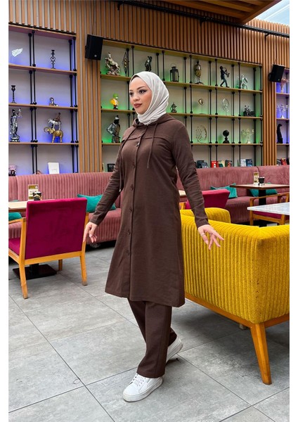 Kapşonlu Düğmeli Sade Basic Uzun Tunik ve Pantolon Ikili Spor Takım - 03072 - Kahverengi