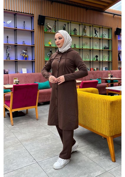 Kapşonlu Düğmeli Sade Basic Uzun Tunik ve Pantolon Ikili Spor Takım - 03072 - Kahverengi