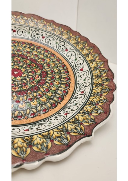 Aysunhandart Ipek Desenle Bezenmiş El Yapımı Seramik Tabak