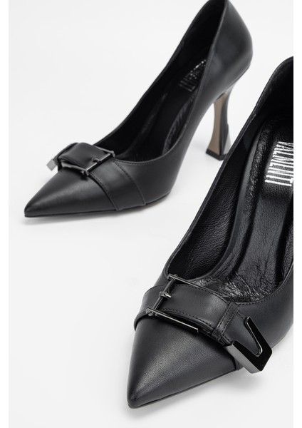 Kadın Siyah Deri Topuklu Ayakkabı 909 9026 Bn Ayk SK23/24 fırsatları
