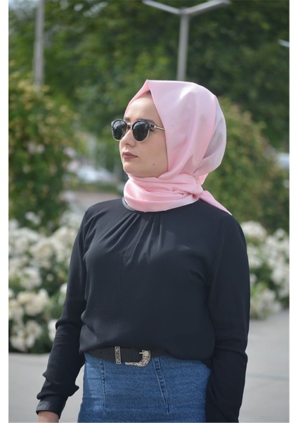 %18 İpek Şal Şeker Pembesi