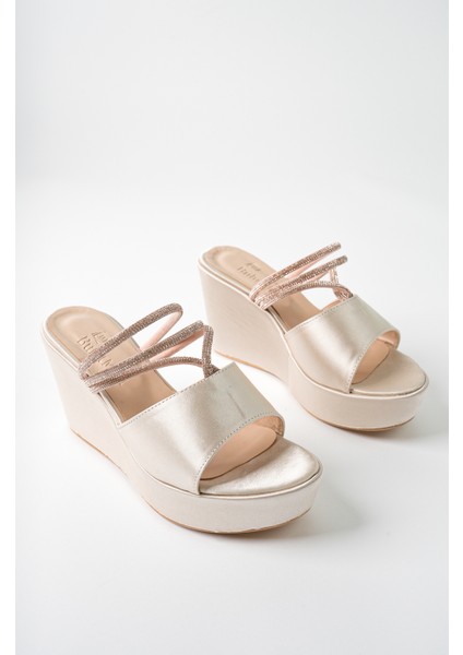 Ten Kadın Saten Sargı Taşlı Günlük Abiye Dolgu Topuklu Terlik - Ten - 36 indirimleri