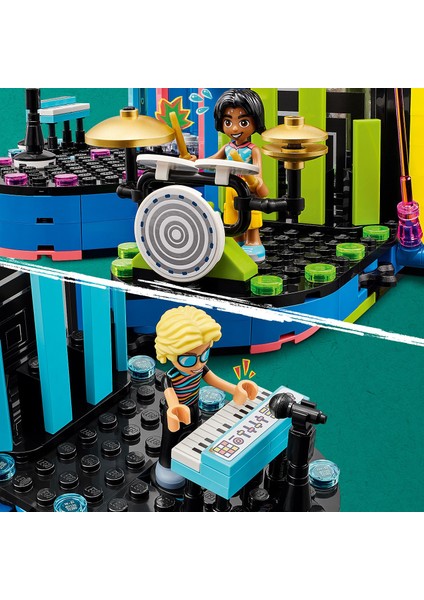 ® Friends Heartlake City Müzik Yarışması 42616 - 7 Yaş ve Üzeri Çocuklar için 4 Minifigür İçeren Yaratıcı Oyuncak Yapım Seti (669 Parça)