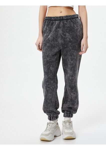 Jogger Eşofman Altı Soluk Efektli Batik Cepli Beli Lastikli Rahat Kalıp modelleri