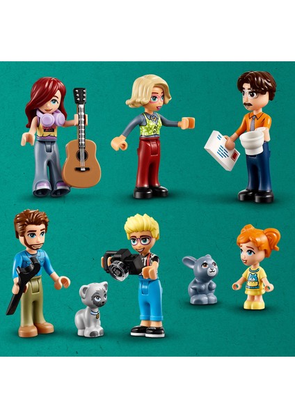 LEGO® Friends Olly ve Paisley'nin Aile Evleri 42620 - 7 Yaş ve Üzeri Çocuklar için 5 Minifigür İçeren Yaratıcı Oyuncak Yapım Seti (1126 Parça)