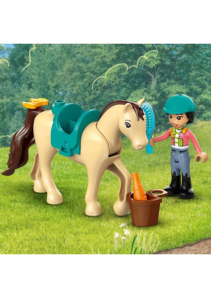 LEGO® Friends At ve Midilli Römorku 42634 - 4 Yaş ve Üzeri Çocuklar için Liann ve Zoya Minifigürü İçeren Yaratıcı Oyuncak Yapım Seti (105 Parça)